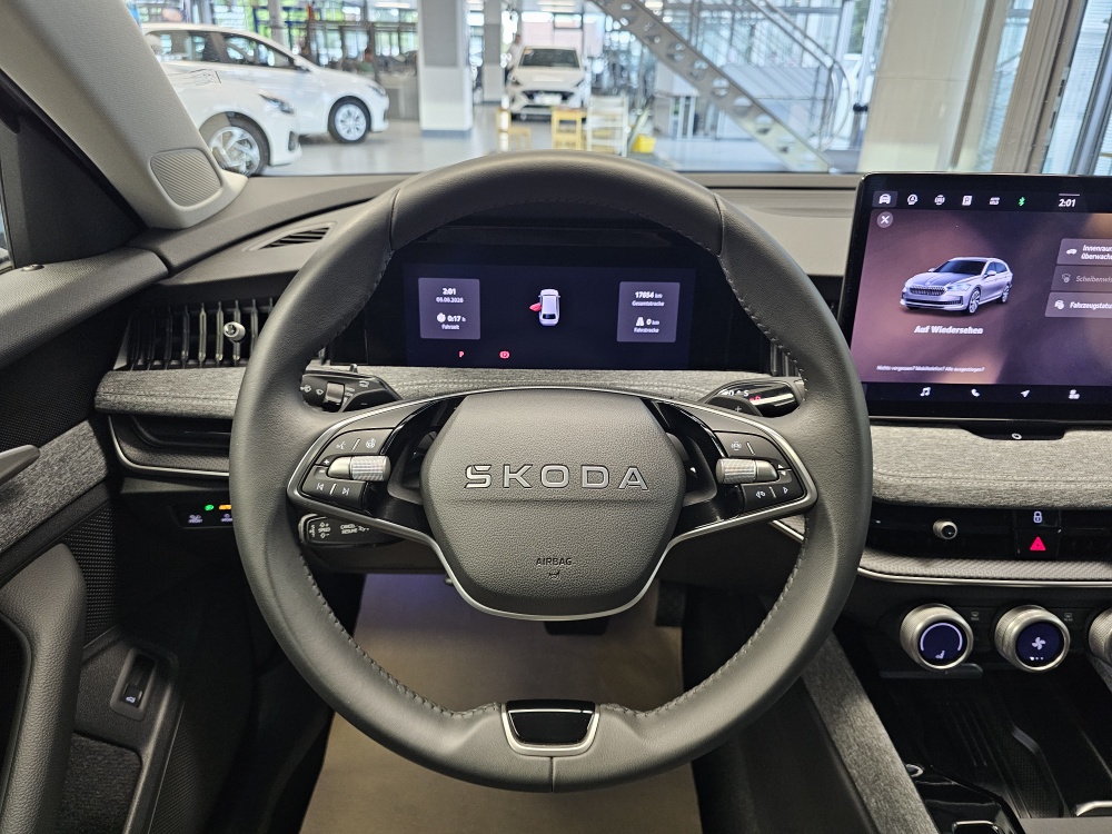 Skoda Superb Combi bei Hoffmann Automobile in Wolfsburg kaufen und sofort mitnehmen - Bild 26