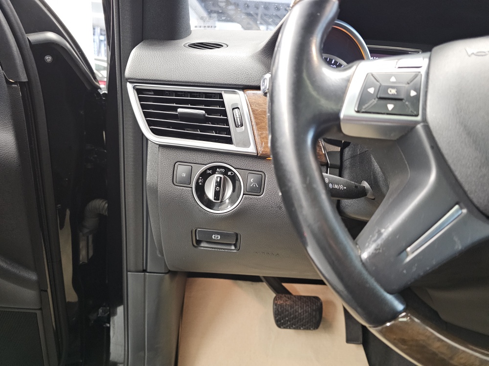 Mercedes-Benz ML 350  bei Hoffmann Automobile in Wolfsburg kaufen und sofort mitnehmen - Bild 21