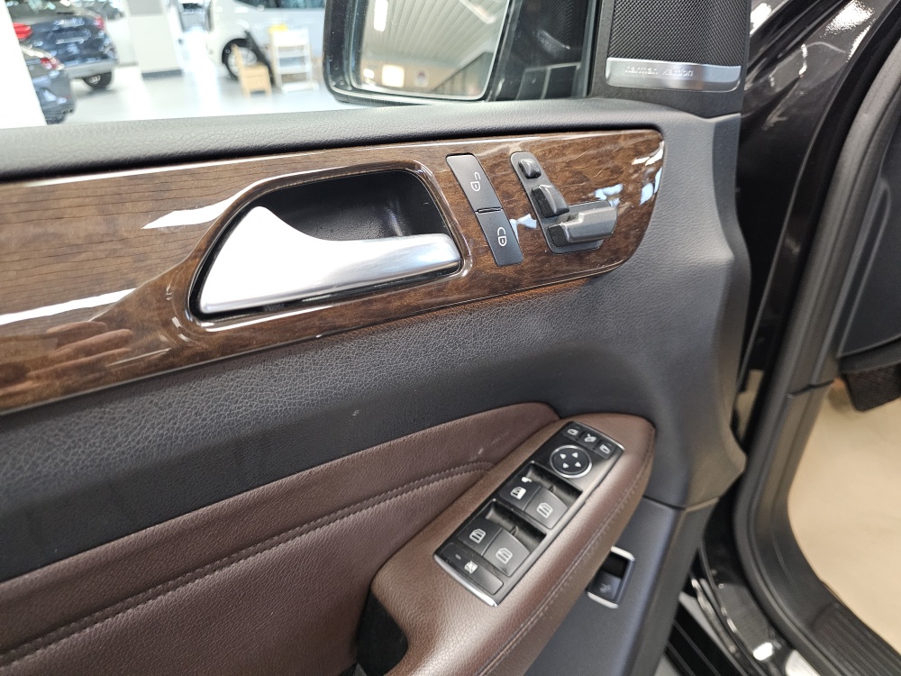 Mercedes-Benz ML 350  bei Hoffmann Automobile in Wolfsburg kaufen und sofort mitnehmen - Bild 27