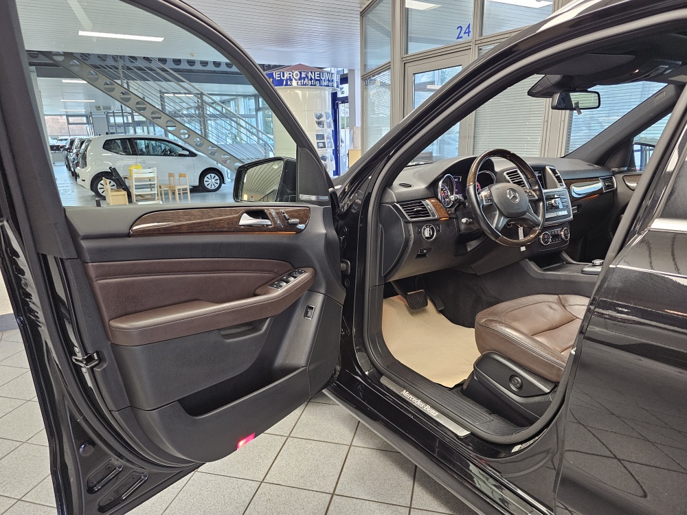Mercedes-Benz ML 350  bei Hoffmann Automobile in Wolfsburg kaufen und sofort mitnehmen - Bild 28