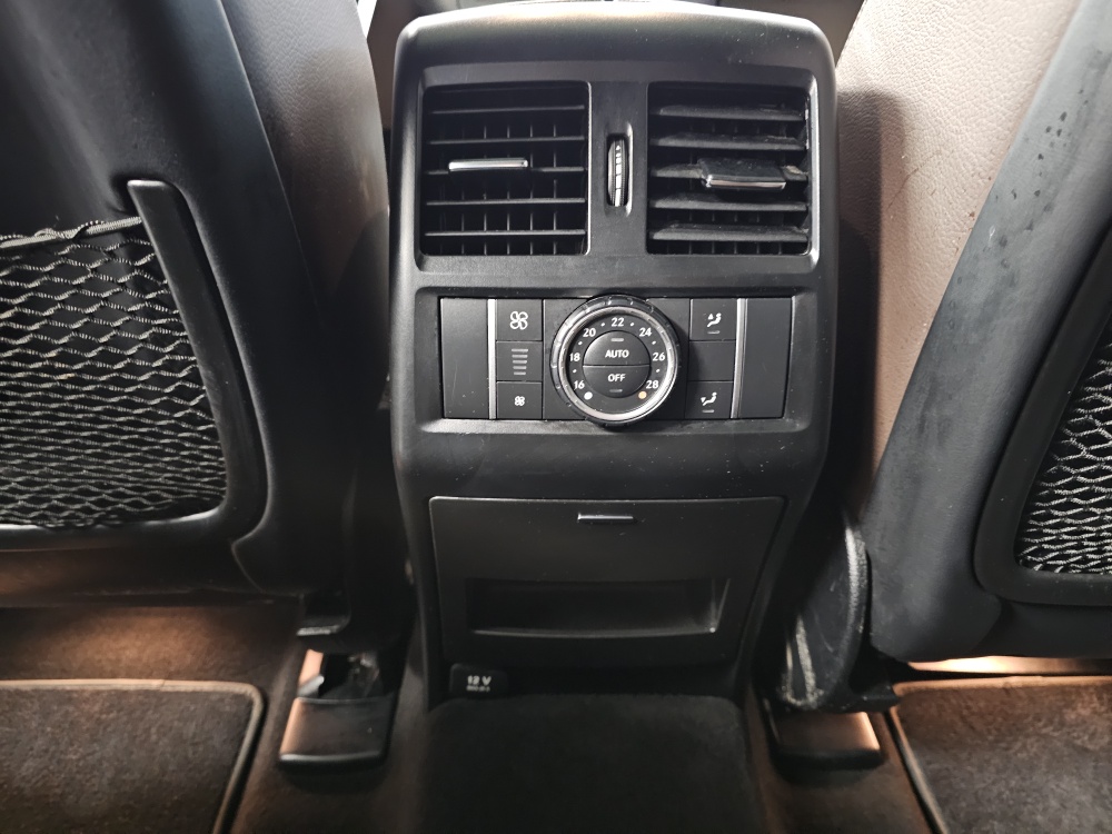 Mercedes-Benz ML 350  bei Hoffmann Automobile in Wolfsburg kaufen und sofort mitnehmen - Bild 7