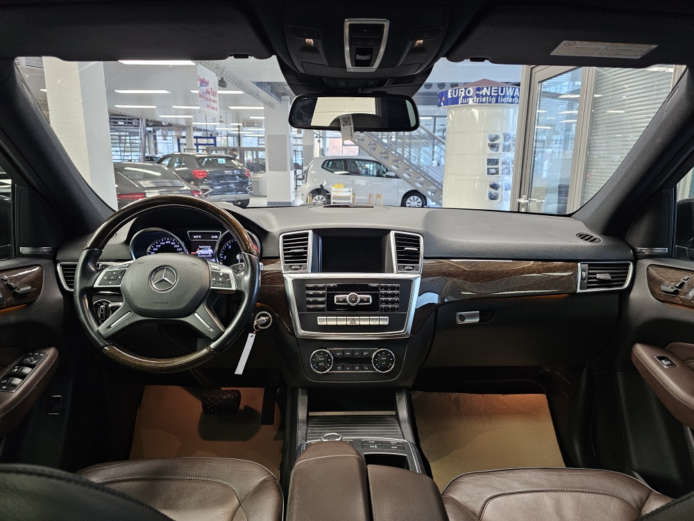 Mercedes-Benz ML 350  bei Hoffmann Automobile in Wolfsburg kaufen und sofort mitnehmen - Bild 8