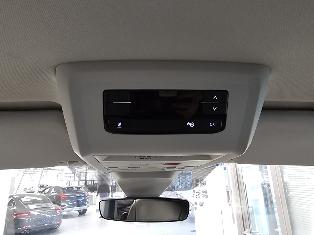 VW T6.1 Multivan  bei Hoffmann Automobile in Wolfsburg kaufen und sofort mitnehmen - Bild 11