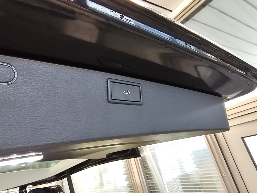 VW T6.1 Multivan  bei Hoffmann Automobile in Wolfsburg kaufen und sofort mitnehmen - Bild 4