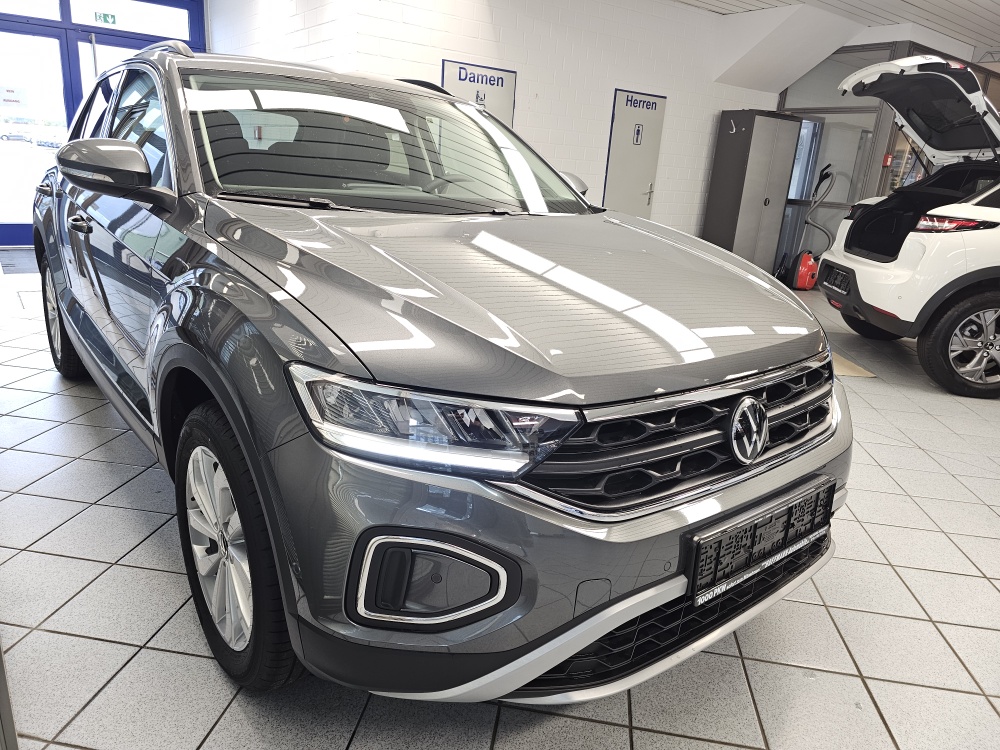 VW T-Roc  bei Hoffmann Automobile in Wolfsburg kaufen und sofort mitnehmen - Bild 26