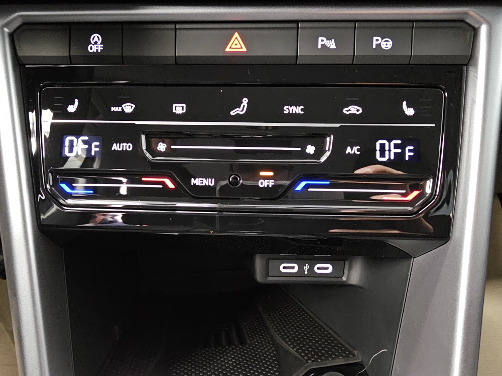 VW T-Roc  bei Hoffmann Automobile in Wolfsburg kaufen und sofort mitnehmen - Bild 8