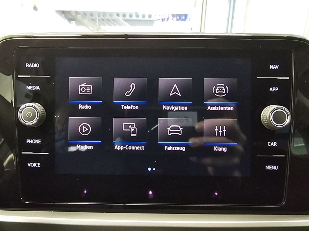 VW T-Roc  bei Hoffmann Automobile in Wolfsburg kaufen und sofort mitnehmen - Bild 9