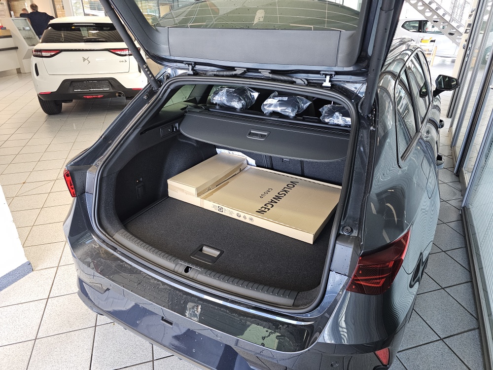 Cupra Leon Sportstourer  bei Hoffmann Automobile in Wolfsburg kaufen und sofort mitnehmen - Bild 4