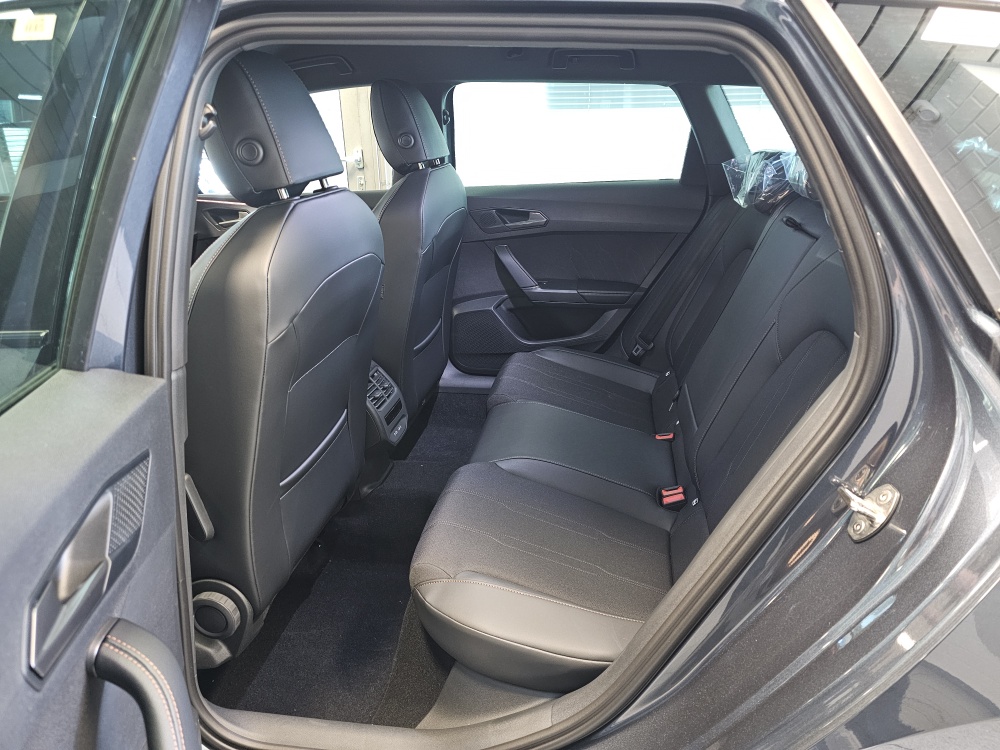 Cupra Leon Sportstourer  bei Hoffmann Automobile in Wolfsburg kaufen und sofort mitnehmen - Bild 5