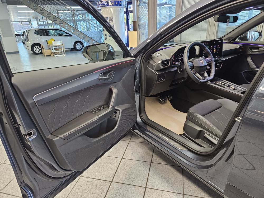 Cupra Formentor  bei Hoffmann Automobile in Wolfsburg kaufen und sofort mitnehmen - Bild 33