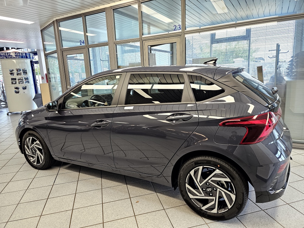 Hyundai i20  bei Hoffmann Automobile in Wolfsburg kaufen und sofort mitnehmen - Bild 18