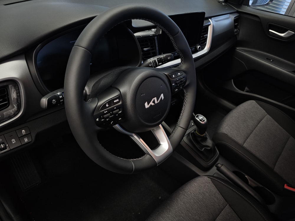 Kia Stonic  bei Hoffmann Automobile in Wolfsburg kaufen und sofort mitnehmen - Bild 13