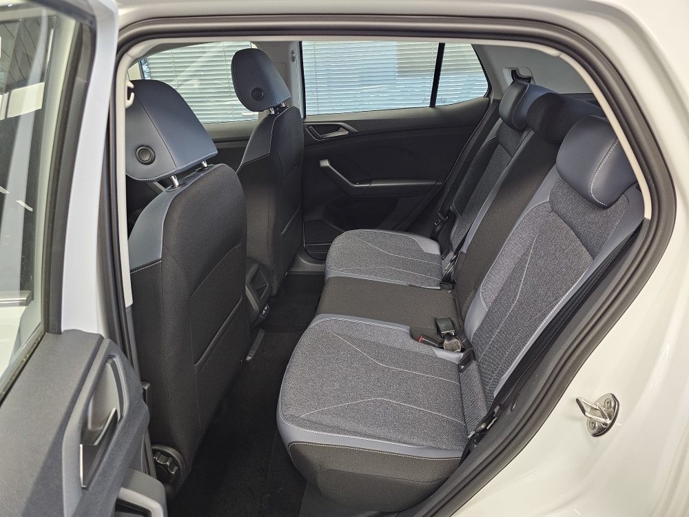 VW T-Cross  bei Hoffmann Automobile in Wolfsburg kaufen und sofort mitnehmen - Bild 4
