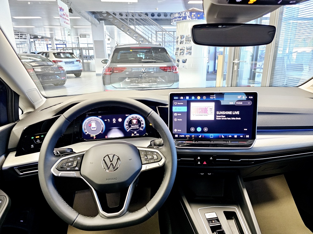 VW Golf Variant  bei Hoffmann Automobile in Wolfsburg kaufen und sofort mitnehmen - Bild 18