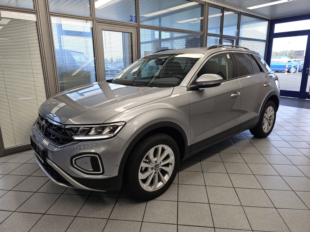 VW T-Roc Life für nur 29.850,- € bei Hoffmann Automobile in Wolfsburg kaufen und sofort mitnehmen