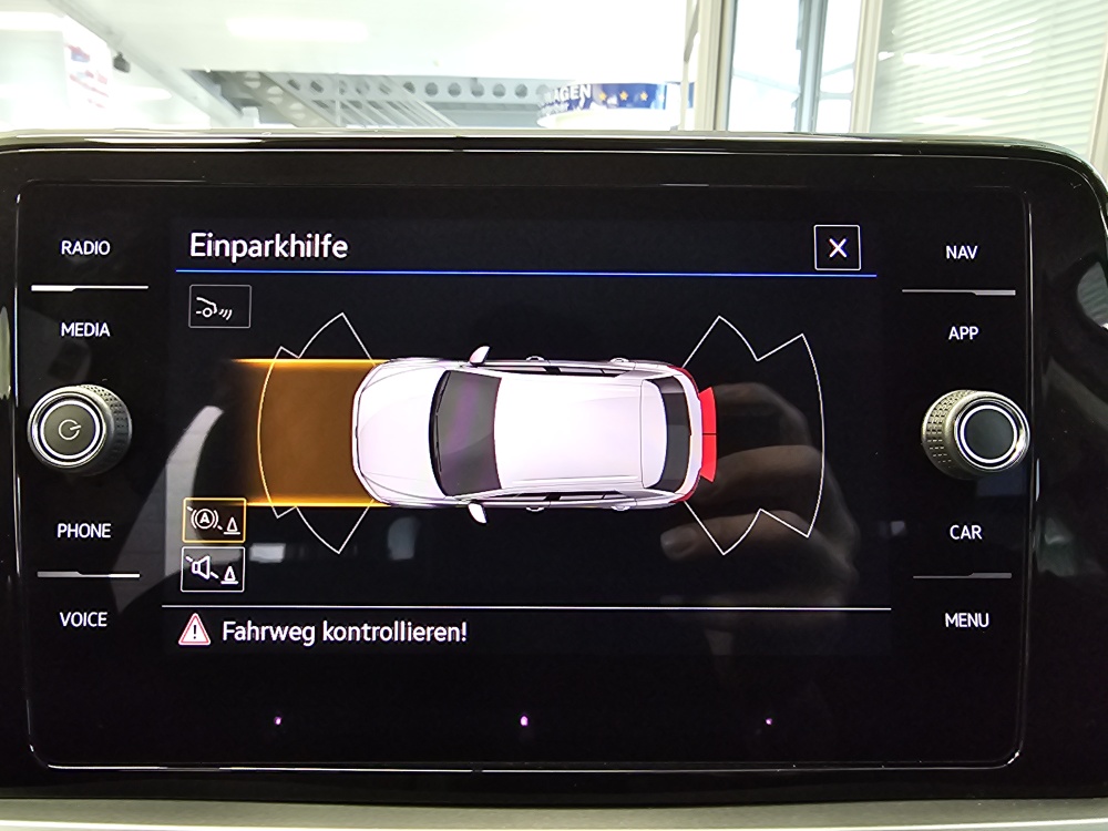 VW T-Roc  bei Hoffmann Automobile in Wolfsburg kaufen und sofort mitnehmen - Bild 16