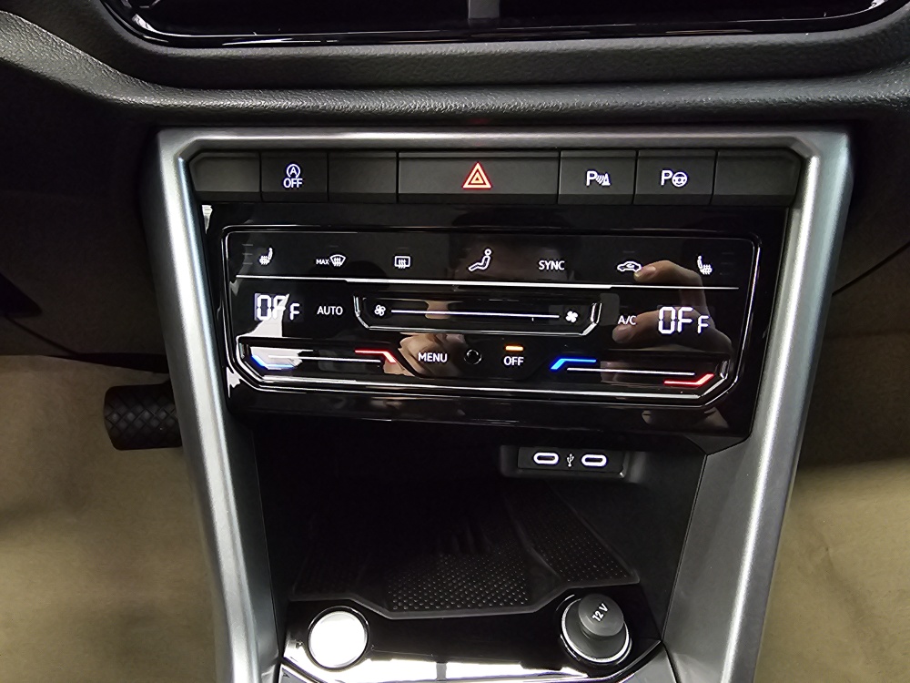 VW T-Roc  bei Hoffmann Automobile in Wolfsburg kaufen und sofort mitnehmen - Bild 9