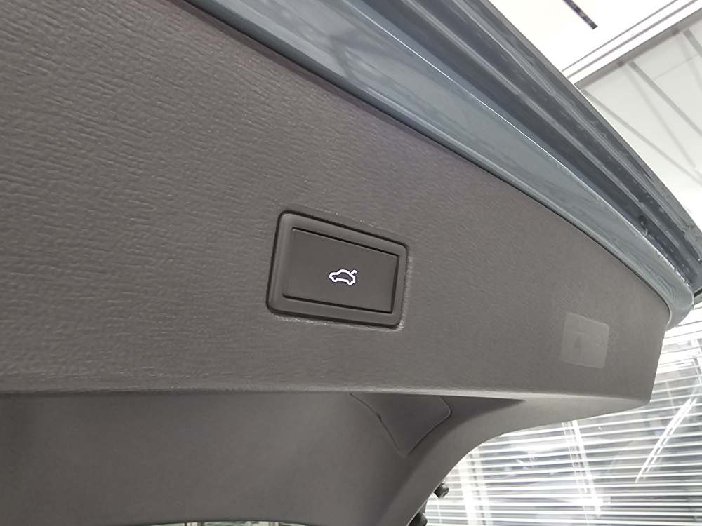 VW T-Roc  bei Hoffmann Automobile in Wolfsburg kaufen und sofort mitnehmen - Bild 4