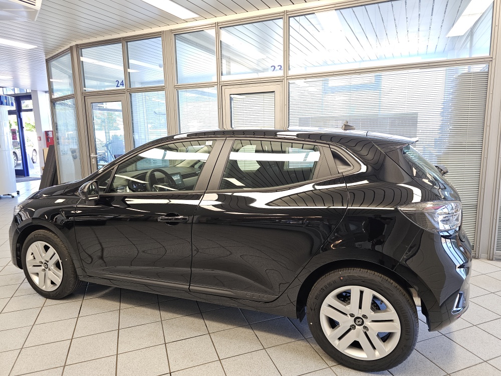 Renault Clio  bei Hoffmann Automobile in Wolfsburg kaufen und sofort mitnehmen - Bild 17