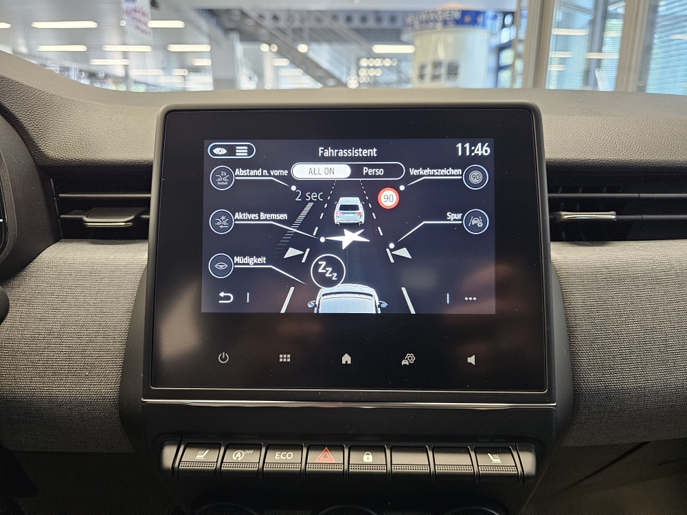 Renault Clio  bei Hoffmann Automobile in Wolfsburg kaufen und sofort mitnehmen - Bild 7