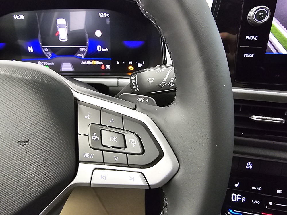 VW T-Roc  bei Hoffmann Automobile in Wolfsburg kaufen und sofort mitnehmen - Bild 17