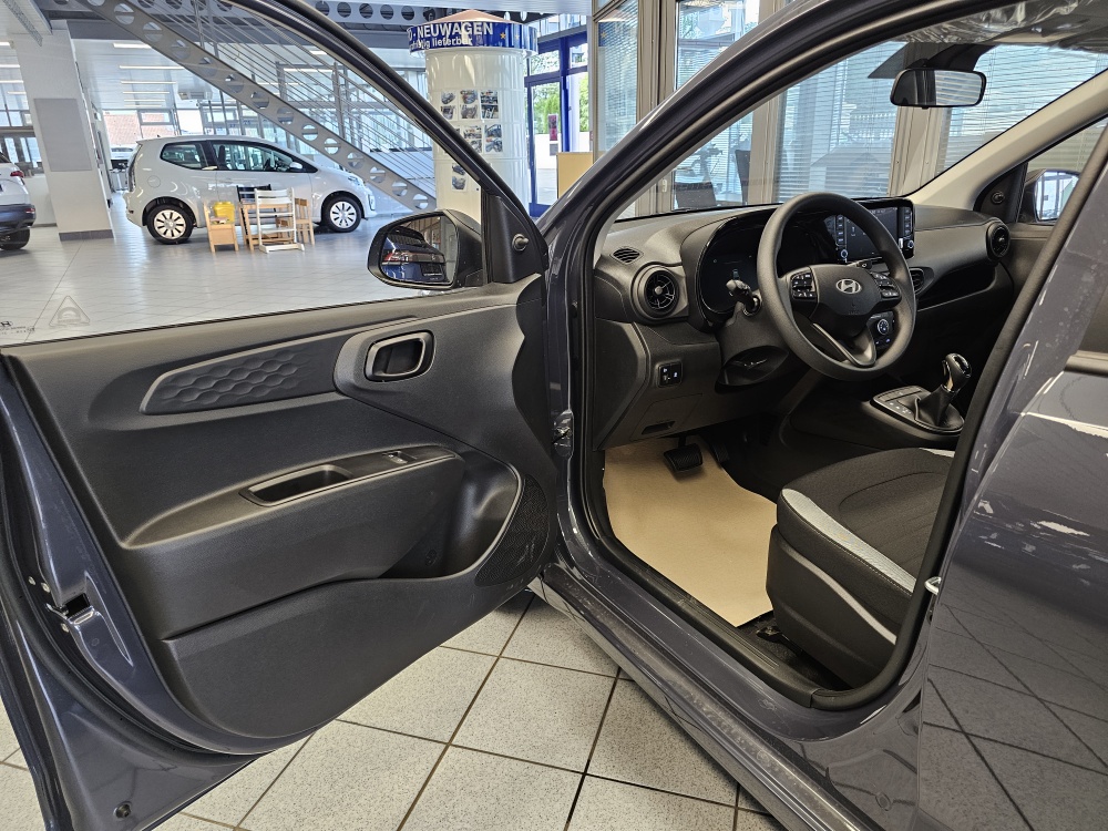 Hyundai i10  bei Hoffmann Automobile in Wolfsburg kaufen und sofort mitnehmen - Bild 18