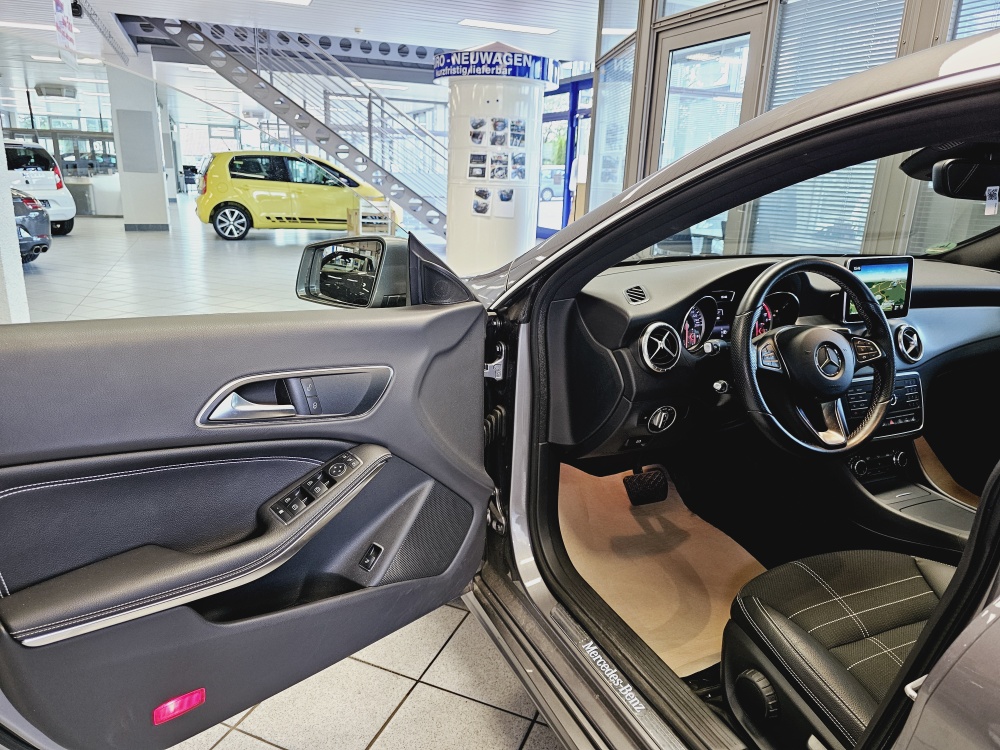 Mercedes-Benz CLA 200  bei Hoffmann Automobile in Wolfsburg kaufen und sofort mitnehmen - Bild 15