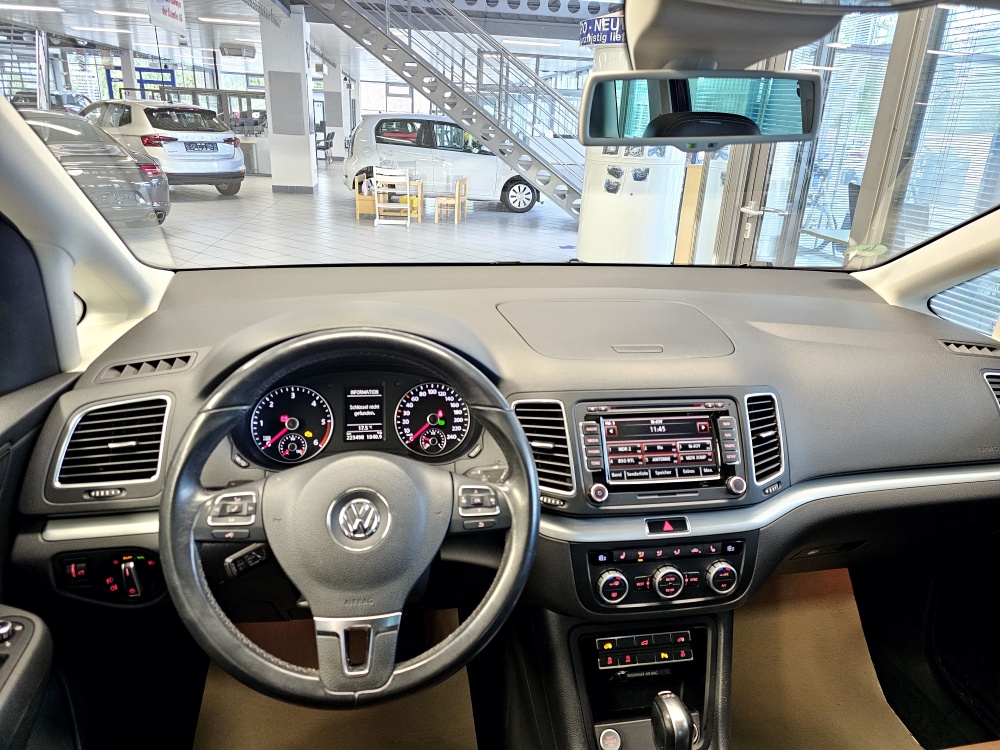 VW Sharan  bei Hoffmann Automobile in Wolfsburg kaufen und sofort mitnehmen - Bild 19