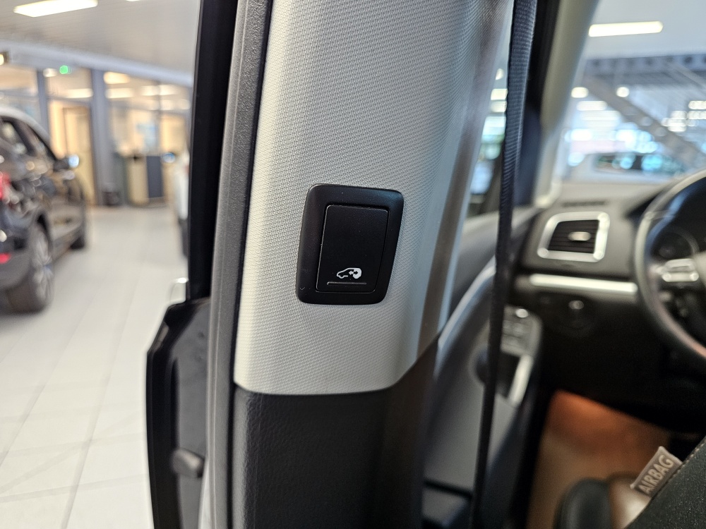 VW Sharan  bei Hoffmann Automobile in Wolfsburg kaufen und sofort mitnehmen - Bild 8