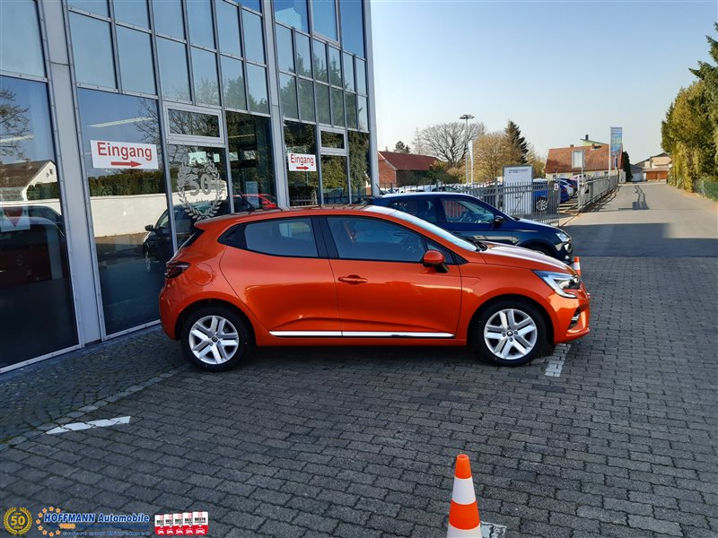 82 Bewertungen von unseren Kunden, die ein Renault Clio bei uns gekauft haben. 