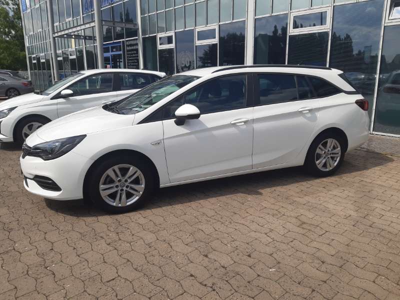 Opel/Astra Sports Tourer